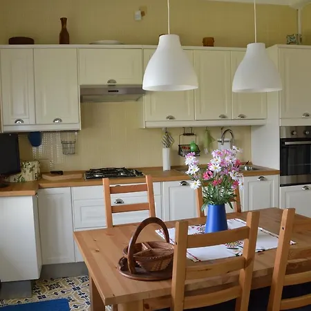 Feriehus Bouganvilla Cefalù