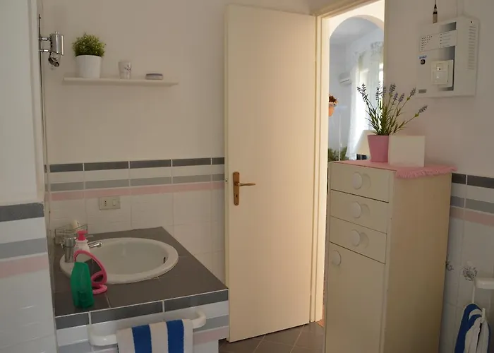 בית נופש Bouganvilla צ'פאלו