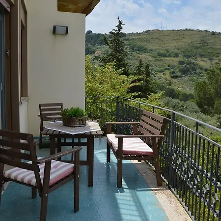 Bouganvilla Cefalu